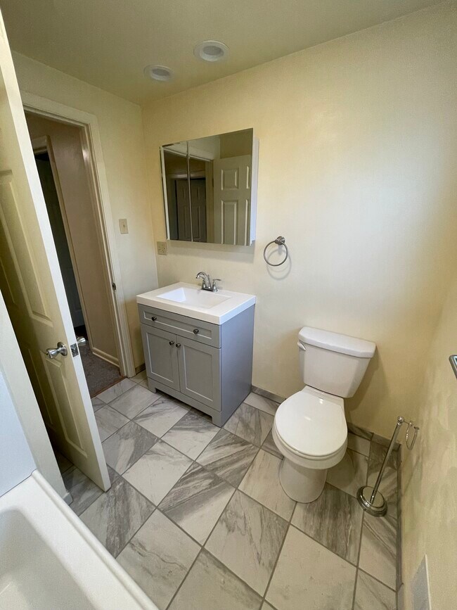 Bathroom - 1707 4th Ave