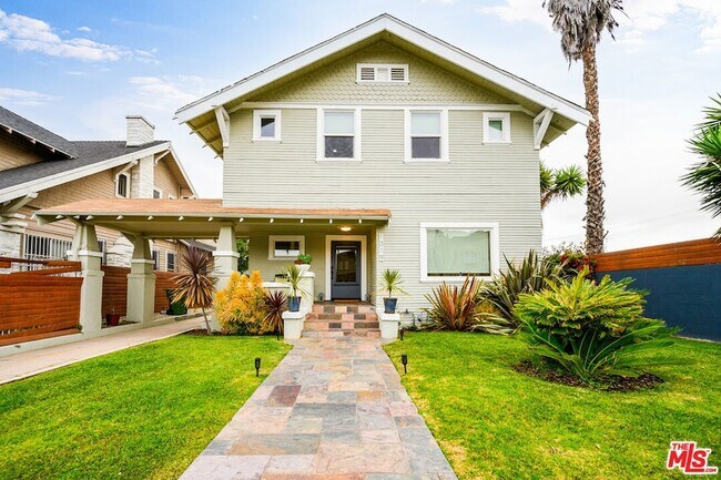 Photo - 1319 12th Ave House