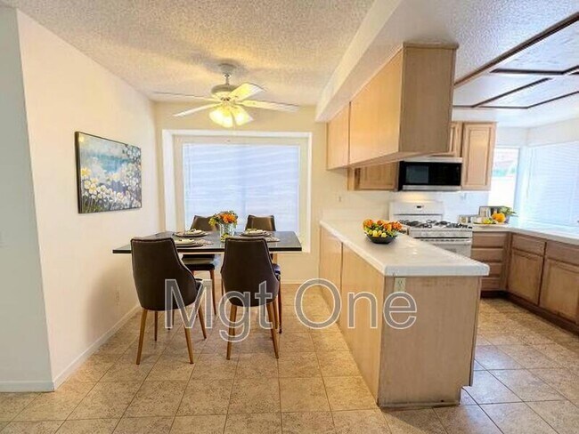 Foto del edificio - 25215 Morning Dove Way