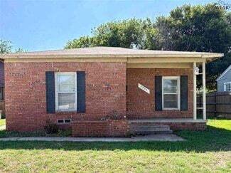 Building Photo - 3304 Garfield St