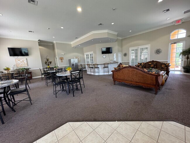 Foto del edificio - 15630 Ocean Walk Cir