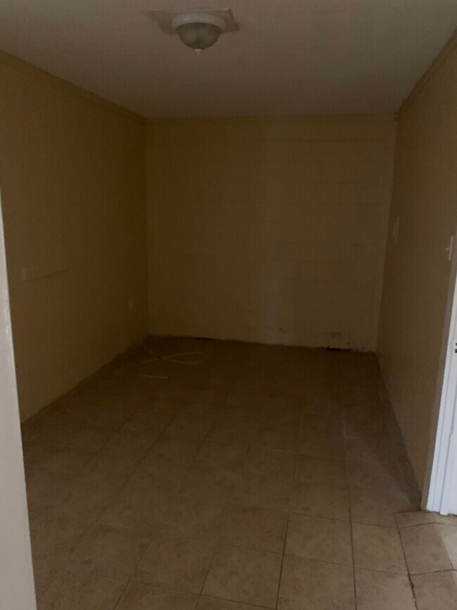 Foto del edificio - 446 N Eugene St