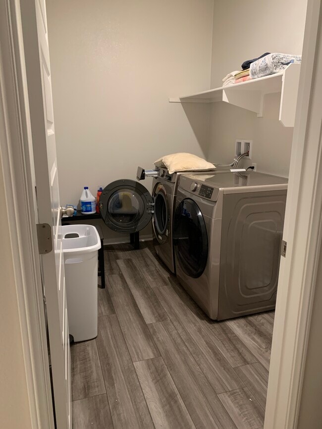 Building Photo - 28205 Oak Perch Ct