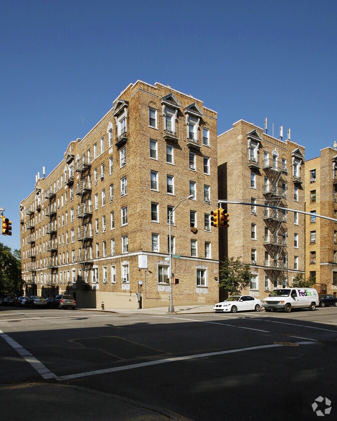 320 Wadsworth Ave, New York, NY 10040 Apartments in New York, NY