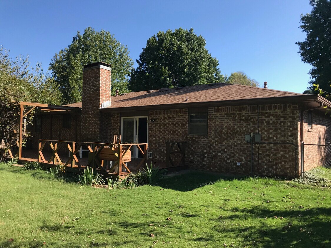 4202 chapman ave, springdale, AR 72762 House for Rent in springdale
