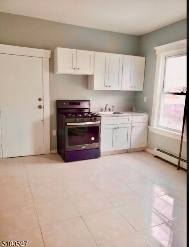 308 Atlantic St Unit 1st Floor, Paterson, NJ 07503 Apartments in