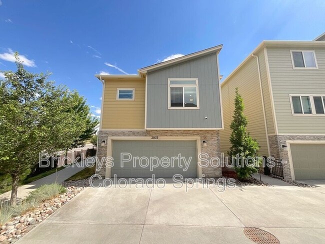Building Photo - 2053 Alperton Heights