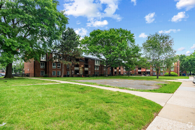 1321 5th St NW - Second Northwest Co-Op Homes