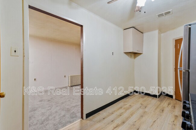 Foto del edificio - 441-443-445 Library St