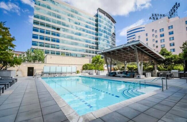 Building Photo - 38 N Almaden Blvd