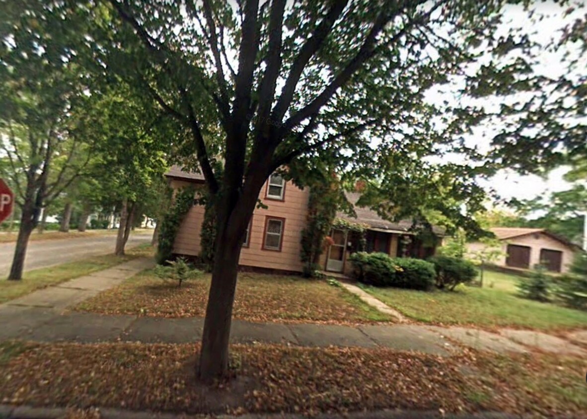 Foto principal - Spacious 4 Bed Home in Wausau