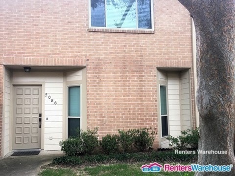 Building Photo - 2086 Augusta Dr