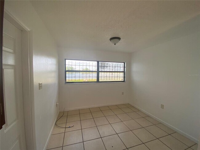 Foto del edificio - 4291 Clarinda St