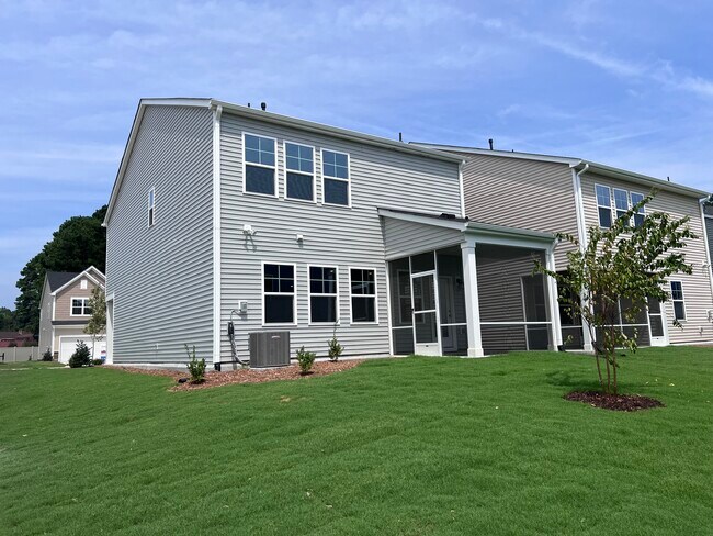 Foto del edificio - 2200 Cape May Ln