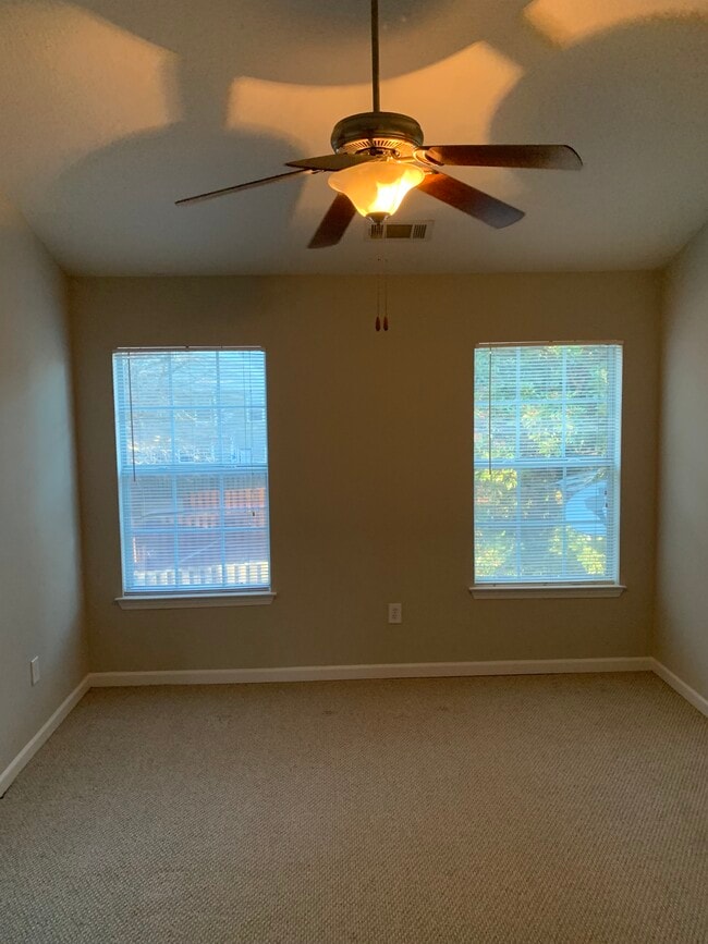 Building Photo - 2170 Del Lago Cir NW