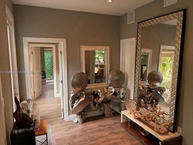 Foto del edificio - 2654 SW 25th Ter