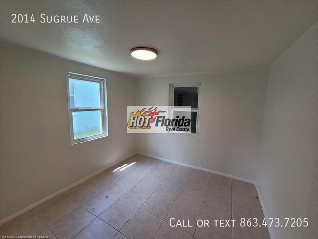 Foto del edificio - 2014 Sugrue Ave