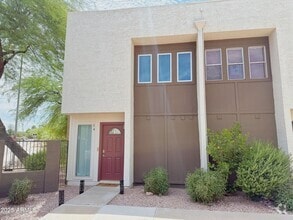 Building Photo - 520 E Weber Dr