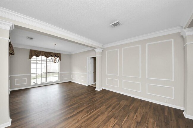 Foto del edificio - 5818 Dove Ridge Ln