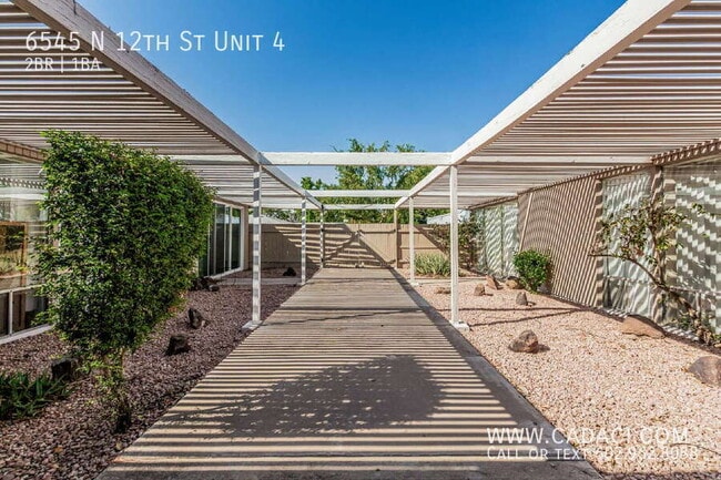Foto del edificio - 6545 N 12th St