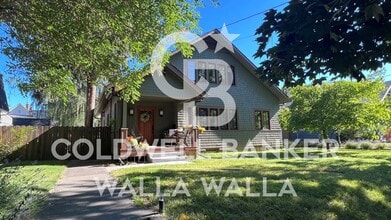 Building Photo - 609 Pearson St