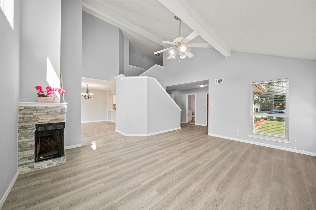 Foto principal - 9418 Westacre Pl