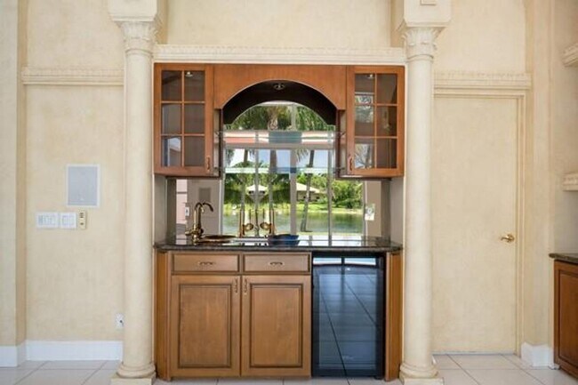 Foto del edificio - 576 NW 120th Dr