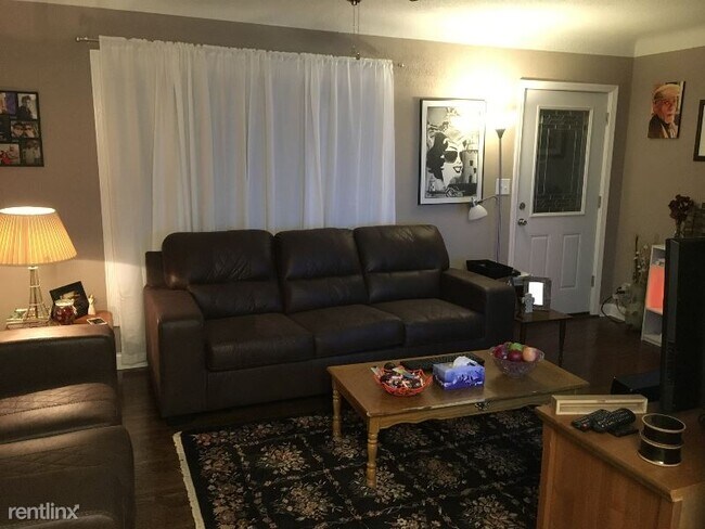 Foto del edificio - 4 br, 2 bath House - 471 White Bear Ave N