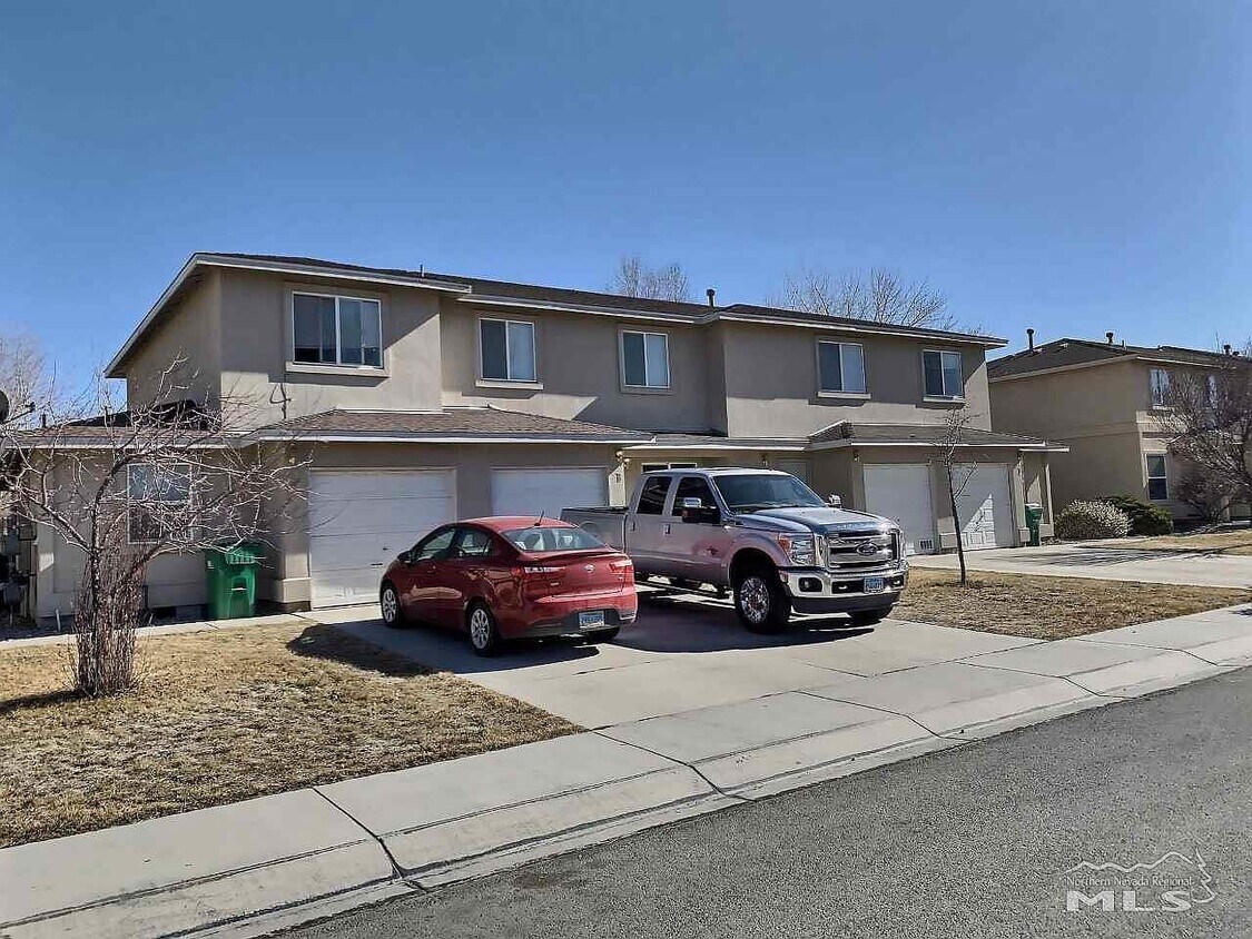 625 Sunny Ln, Fernley, NV 89408 Townhome Rentals in Fernley NV