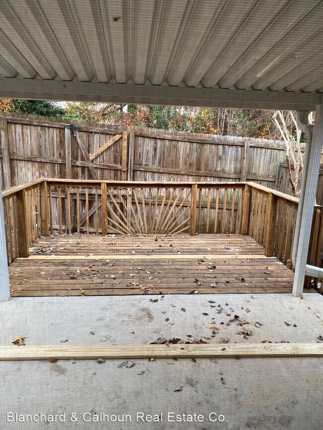 Building Photo - 2 br, 2 bath House - 2615 York Drive