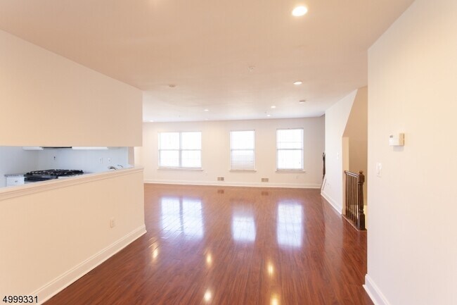 Foto del edificio - 49 Cornerstone Ln