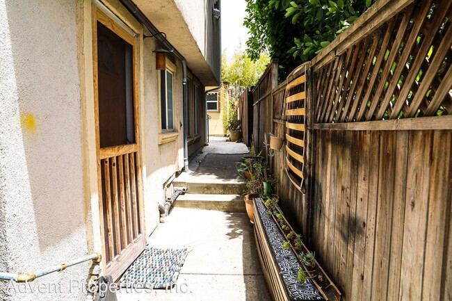 Building Photo - 6308 San Pablo Ave