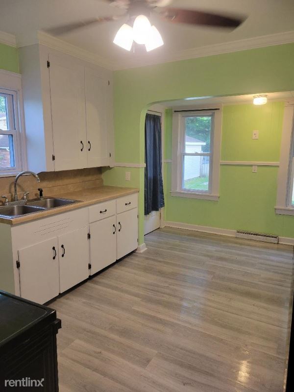 Building Photo - 3 br, 1.5 bath House - 1063 RIVERVIEW ST NW