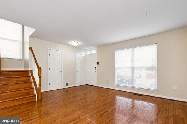Building Photo - 4241 Jambeau Pl