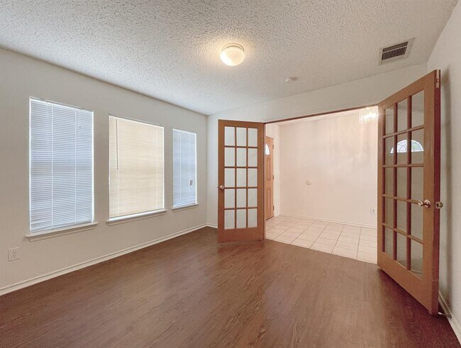 Foto del edificio - 2812 High Point Cove