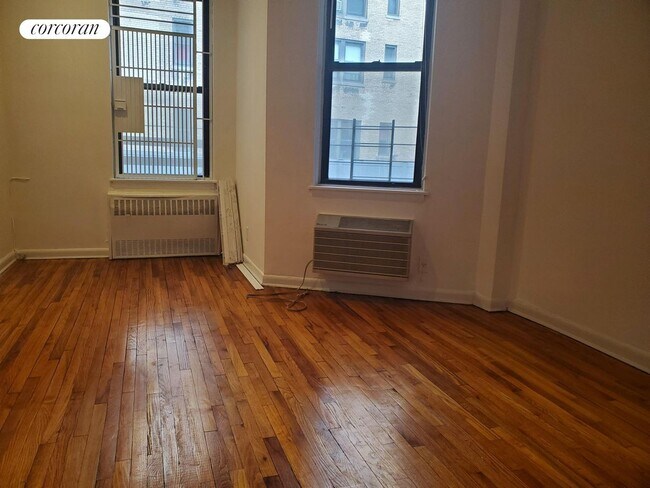 Foto del edificio - 311 E 78th St