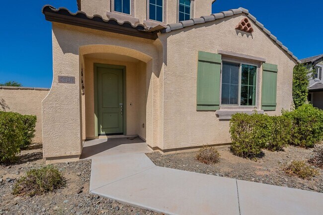 Building Photo - 4 bedroom home for rent