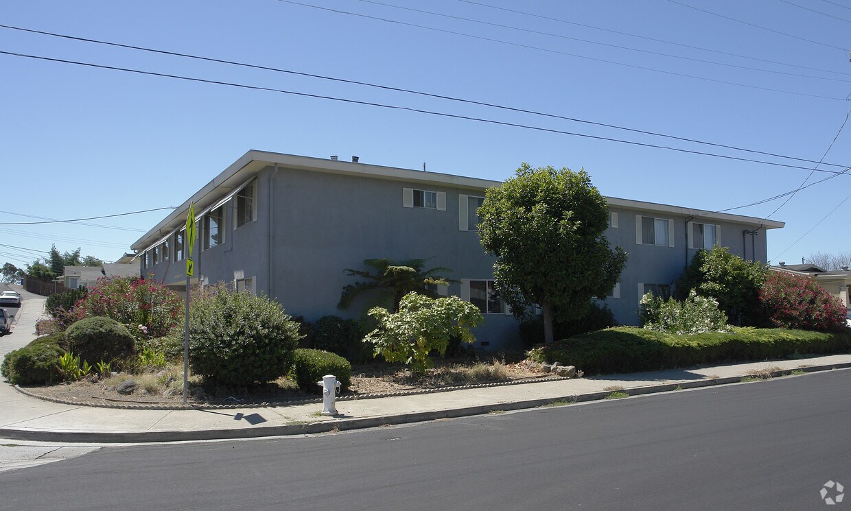 Foto del edificio - 300-310 Vaqueros Ave