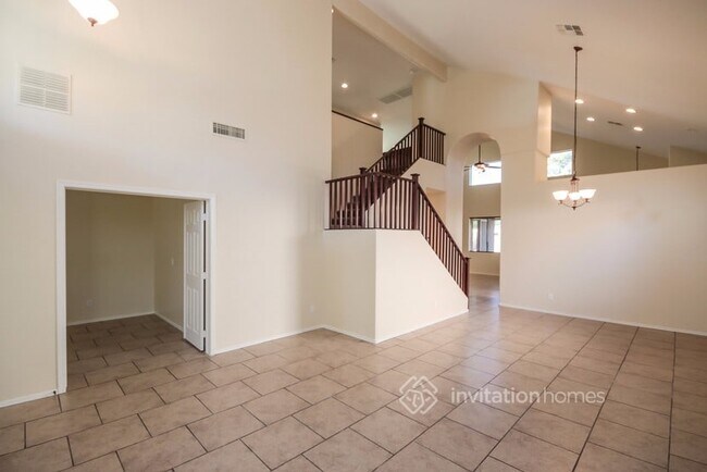 Building Photo - 15258 N 136th Ln
