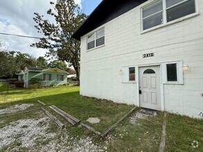Building Photo - 2418 Pullman Ave