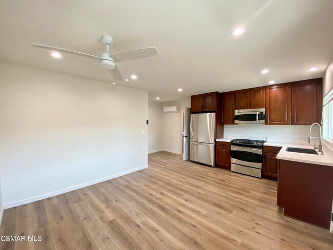 Foto del edificio - 423 Saratoga St