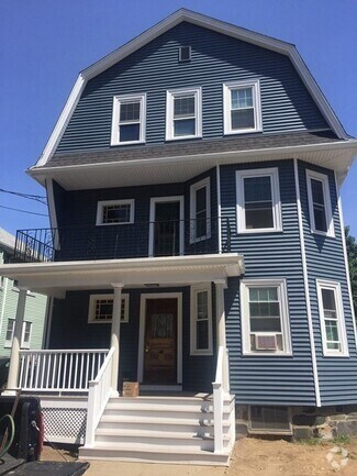 Building Photo - 49 Marlboro St