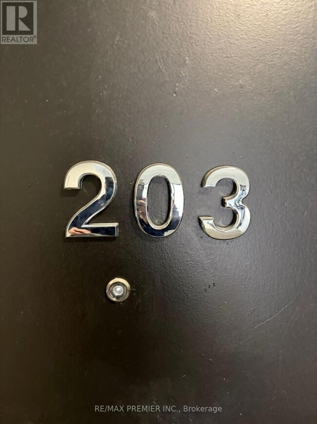 Building Photo - 112 St Joseph's Dr