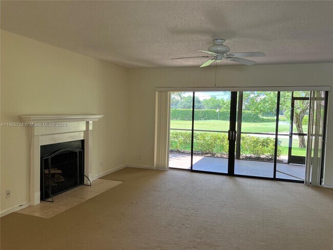 Building Photo - 103 Clubhouse Cir