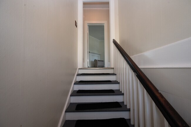 Foto del edificio - 1821 Spencer Ave
