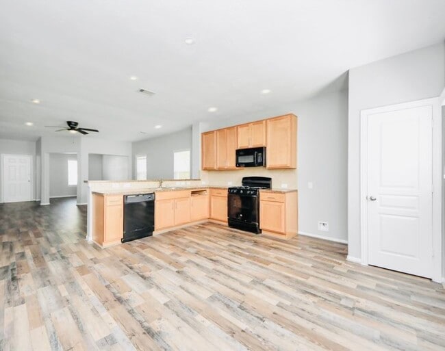 Building Photo - 20414 Friesian Trail
