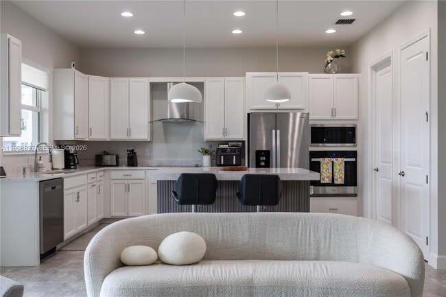 Building Photo - 13939 Prickly Cone Cv