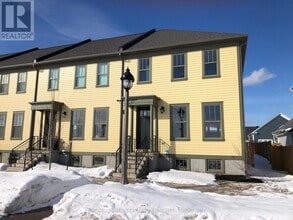 Building Photo - 10 Perez Rd