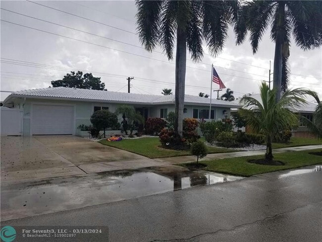 Building Photo - 9500 NW 37th Ct