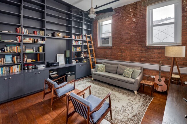 Building Photo - 120 Boerum Pl